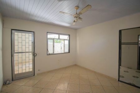 Sala de casa para alugar com 1 quarto, 90m² em Porto da Pedra, São Gonçalo