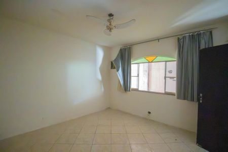 Quarto 1 de casa para alugar com 1 quarto, 90m² em Porto da Pedra, São Gonçalo