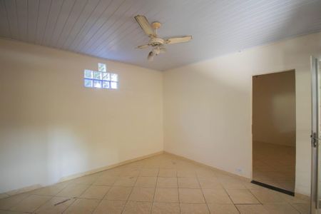 Sala de casa para alugar com 1 quarto, 90m² em Porto da Pedra, São Gonçalo