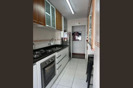 Apartamento à venda com 54m², 2 quartos e 1 vagaCozinha