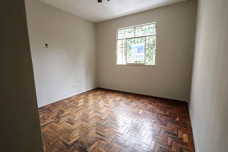 Sala de apartamento para alugar com 3 quartos, 75m² em Vila Paris, Belo Horizonte