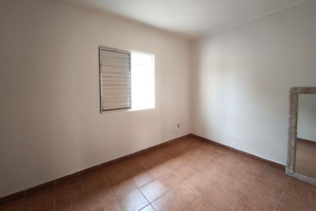 Casa à venda com 634m², 4 quartos e 10 vagas Casa à venda com 634m², 4 quartos e 10 vagasQuarto 2