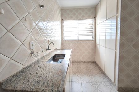 Casa à venda com 634m², 4 quartos e 10 vagas Casa à venda com 634m², 4 quartos e 10 vagasCozinha