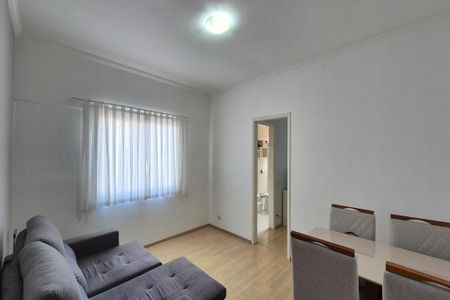 Sala de apartamento à venda com 1 quarto, 43m² em Cambuí, Campinas