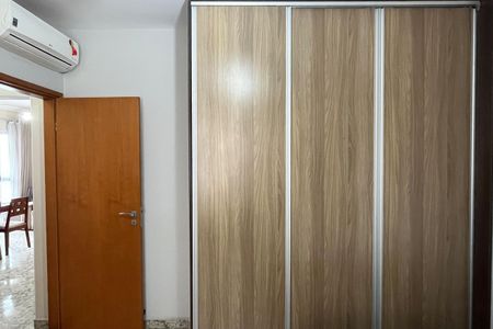 Quarto  de apartamento para alugar com 2 quartos, 83m² em Aparecida, Santos