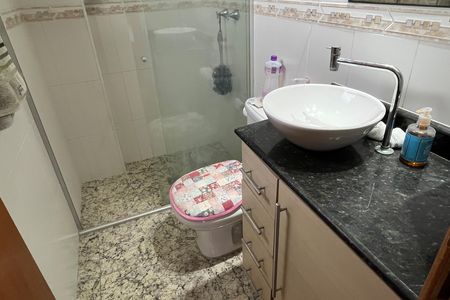 Apartamento para alugar com 83m², 2 quartos e 2 vagas Apartamento para alugar com 83m², 2 quartos e 2 vagasBanheiro da Suíte
