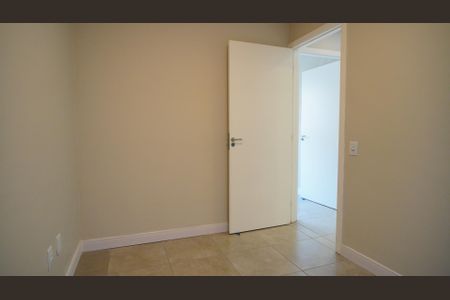 Quarto 1 de apartamento à venda com 2 quartos, 43m² em Hípica, Porto Alegre