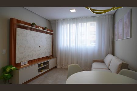 Sala  de apartamento à venda com 2 quartos, 43m² em Hípica, Porto Alegre