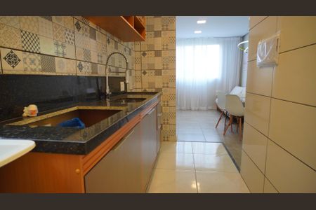 Apartamento à venda com 43m², 2 quartos e 1 vagaCozinha 