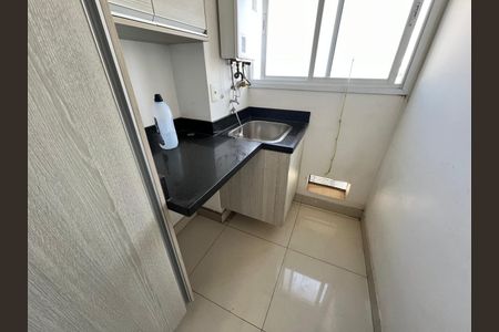 Apartamento à venda com 1 quarto, 57m² em Parque Reboucas, São Paulo