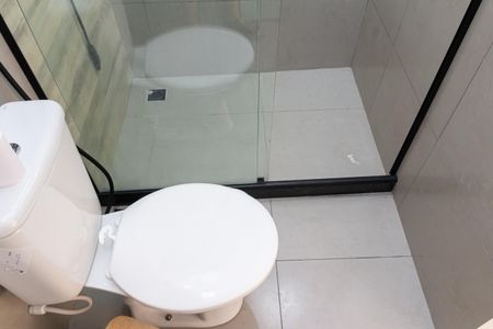 Casa de condomínio para alugar com 160m², 2 quartos e 2 vagasBanheiro da Suíte 2