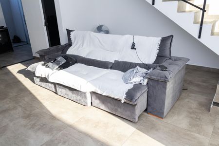 Casa de condomínio para alugar com 160m², 2 quartos e 2 vagasSala