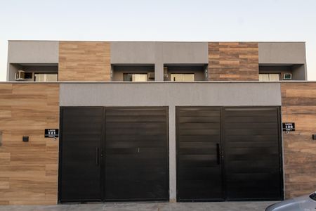Casa de condomínio para alugar com 160m², 2 quartos e 2 vagasFachada