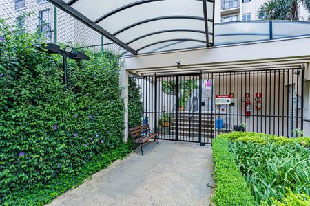 Apartamento para alugar com 57m², 2 quartos e 1 vagaFachada