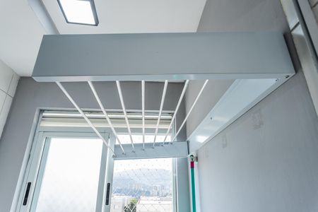 Apartamento para alugar com 57m², 2 quartos e 1 vagaÁrea de Serviço