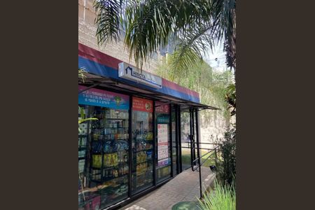 Apartamento para alugar com 40m², 2 quartos e sem vagaMini Mercado