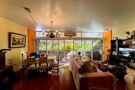 Apartamento à venda com 3 quartos, 136m² em Laranjeiras, Rio de Janeiro