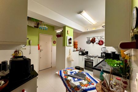 Apartamento à venda com 136m², 3 quartos e 1 vaga