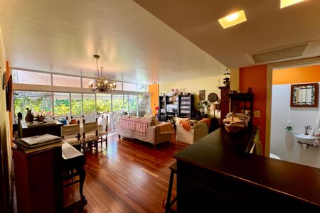 Apartamento à venda com 3 quartos, 136m² em Laranjeiras, Rio de Janeiro