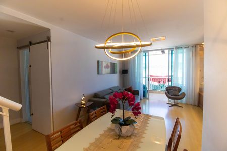 Sala de apartamento à venda com 3 quartos, 176m² em Santa Rosa, Niterói