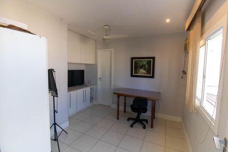 Apartamento à venda com 176m², 3 quartos e 2 vagas Apartamento à venda com 176m², 3 quartos e 2 vagasQuarto 2