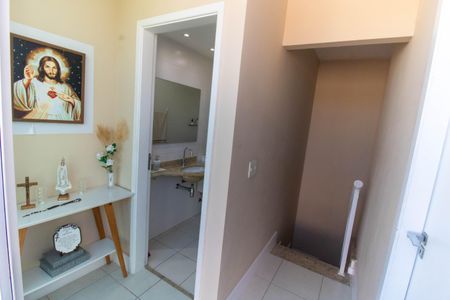 Apartamento à venda com 176m², 3 quartos e 2 vagas Apartamento à venda com 176m², 3 quartos e 2 vagasHall