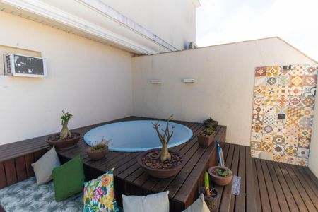 Apartamento à venda com 176m², 3 quartos e 2 vagas Apartamento à venda com 176m², 3 quartos e 2 vagasCobertura