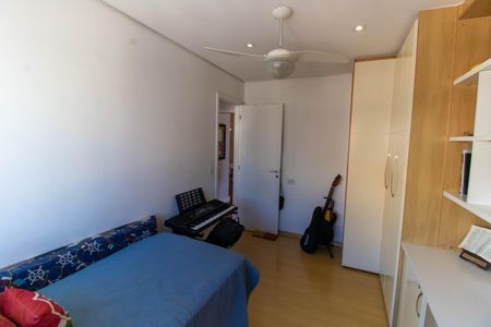 Apartamento à venda com 176m², 3 quartos e 2 vagas Apartamento à venda com 176m², 3 quartos e 2 vagasQuarto 1