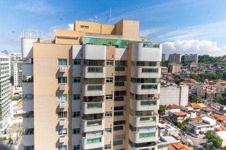 Apartamento à venda com 176m², 3 quartos e 2 vagas Apartamento à venda com 176m², 3 quartos e 2 vagasVista da Suíte