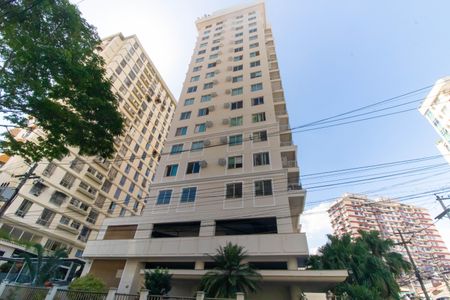 Apartamento à venda com 176m², 3 quartos e 2 vagas Apartamento à venda com 176m², 3 quartos e 2 vagasFachada
