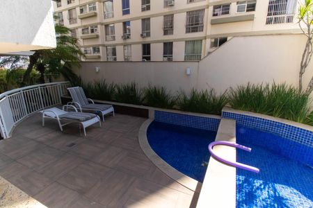 Apartamento à venda com 176m², 3 quartos e 2 vagas Apartamento à venda com 176m², 3 quartos e 2 vagasÁrea comum
