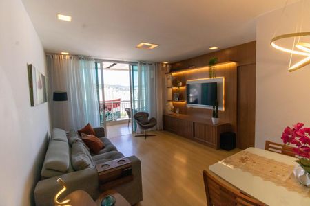 Sala de apartamento à venda com 3 quartos, 176m² em Santa Rosa, Niterói