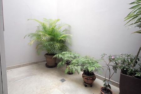 Casa à venda com 192m², 3 quartos e 4 vagas Casa à venda com 192m², 3 quartos e 4 vagasJardim de Inverno