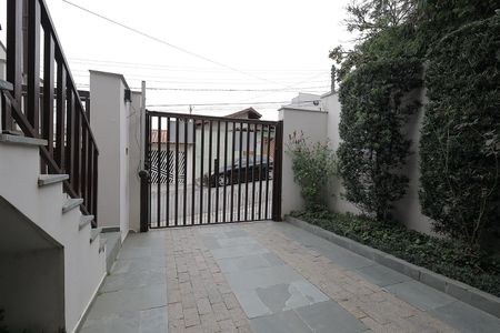 Casa à venda com 192m², 3 quartos e 4 vagas Casa à venda com 192m², 3 quartos e 4 vagasGaragem