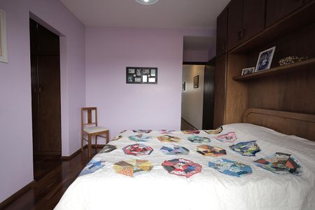 Casa à venda com 192m², 3 quartos e 4 vagas Casa à venda com 192m², 3 quartos e 4 vagasQuarto Suíte