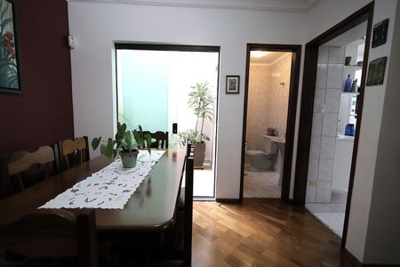 Casa à venda com 192m², 3 quartos e 4 vagas Casa à venda com 192m², 3 quartos e 4 vagasSala de Jantar