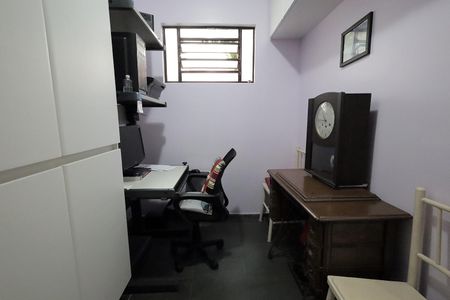 Casa à venda com 192m², 3 quartos e 4 vagas Casa à venda com 192m², 3 quartos e 4 vagasEscritório