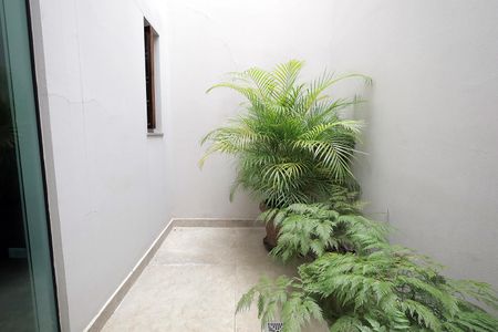 Casa à venda com 192m², 3 quartos e 4 vagas Casa à venda com 192m², 3 quartos e 4 vagasJardim de Inverno
