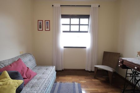Casa à venda com 192m², 3 quartos e 4 vagas Casa à venda com 192m², 3 quartos e 4 vagasQuarto 1