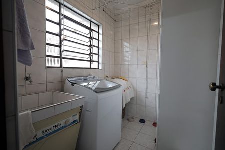 Casa à venda com 192m², 3 quartos e 4 vagas Casa à venda com 192m², 3 quartos e 4 vagasÁrea de Serviço