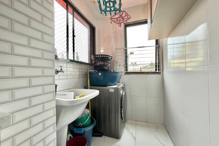 Apartamento à venda com 58m², 2 quartos e 1 vagaÁrea de Serviço