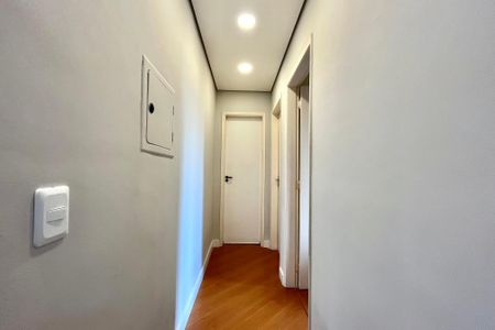 Apartamento à venda com 58m², 2 quartos e 1 vagaCorredor