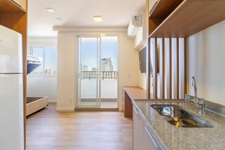 Cozinha de casa para alugar com 1 quarto, 24m² em Pinheiros, São Paulo