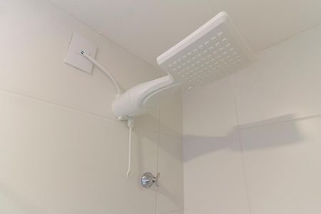 Banheiro de casa para alugar com 1 quarto, 24m² em Pinheiros, São Paulo