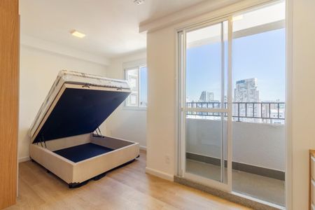 Quarto de casa para alugar com 1 quarto, 24m² em Pinheiros, São Paulo