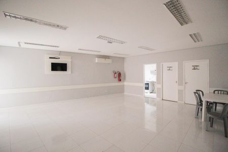 Apartamento para alugar com 49m², 2 quartos e 1 vaga Apartamento para alugar com 49m², 2 quartos e 1 vagaÁrea comum - Salão de festas
