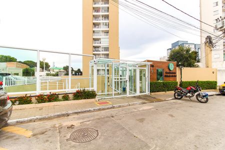 Apartamento para alugar com 49m², 2 quartos e 1 vaga Apartamento para alugar com 49m², 2 quartos e 1 vagaFachada