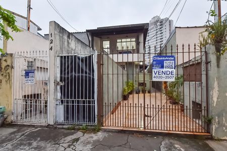 Fachada de casa à venda com 8 quartos, 240m² em Vila Independencia, São Paulo