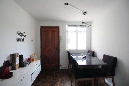 Sala de apartamento à venda com 2 quartos, 52m² em Taquara, Rio de Janeiro