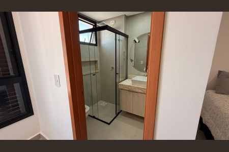 Banheiro da Suíte 1 de apartamento para alugar com 3 quartos, 83m² em Parque Amazonia, Goiânia